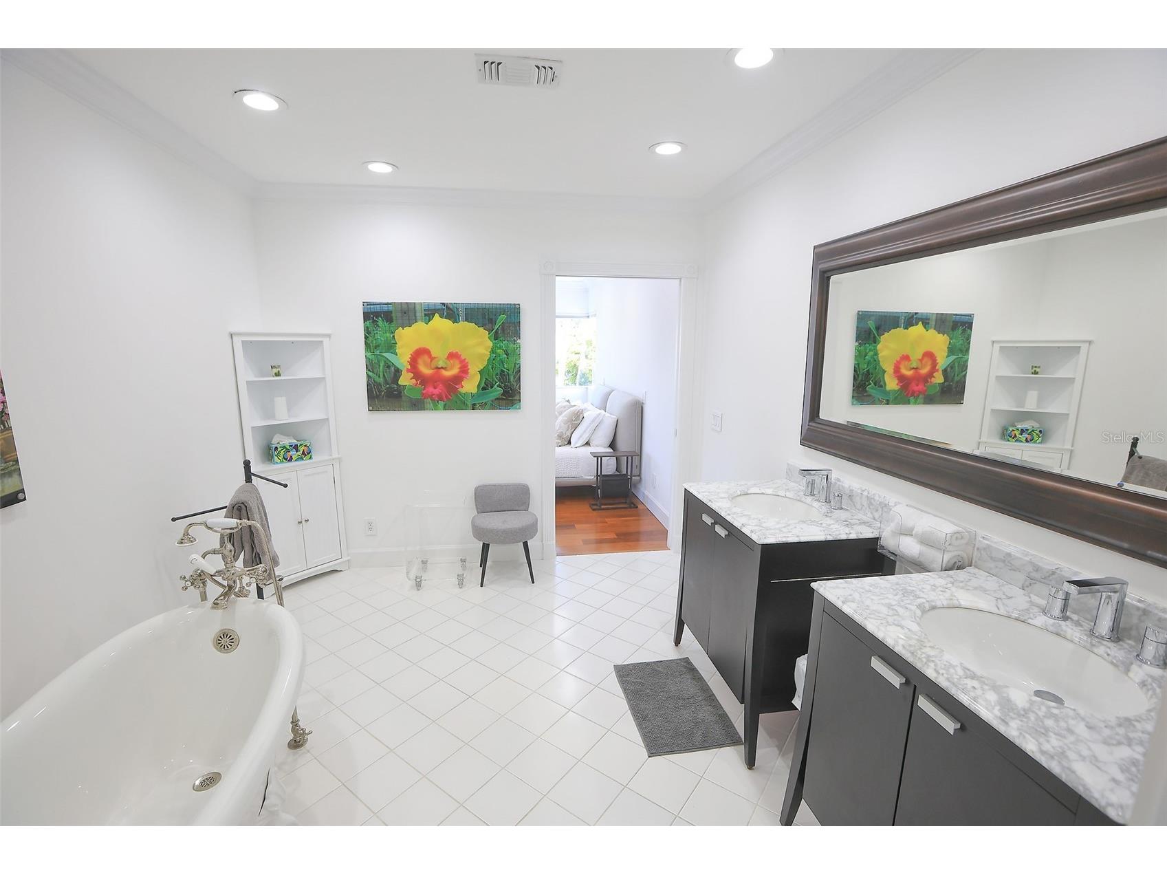 3527 Fair Oaks Lane Longboat Key FL 34228 A4694532 image51