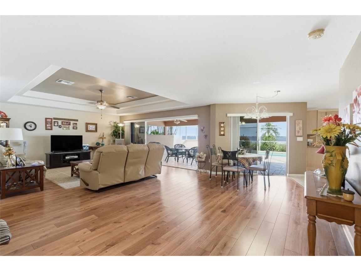 3527 SE 22nd Place Cape Coral FL 33904 - CALOOSAHATCHEE RIVER TB8447641 image13