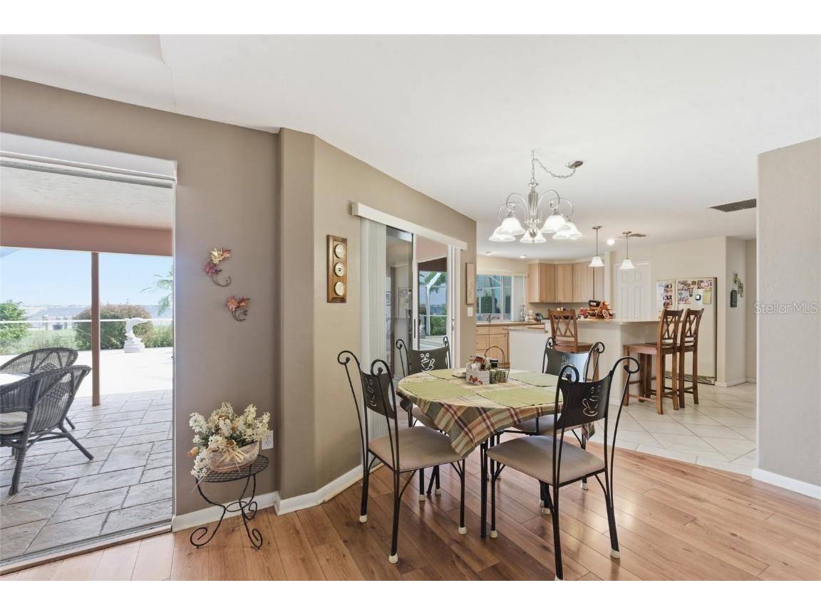 3527 SE 22nd Place Cape Coral FL 33904 - CALOOSAHATCHEE RIVER TB8447641 image14