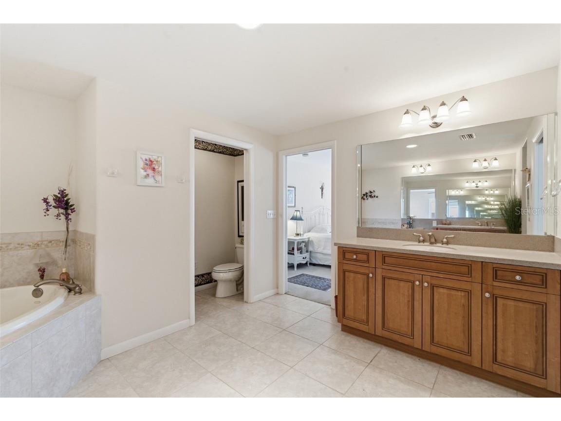 3527 SE 22nd Place Cape Coral FL 33904 - CALOOSAHATCHEE RIVER TB8447641 image22