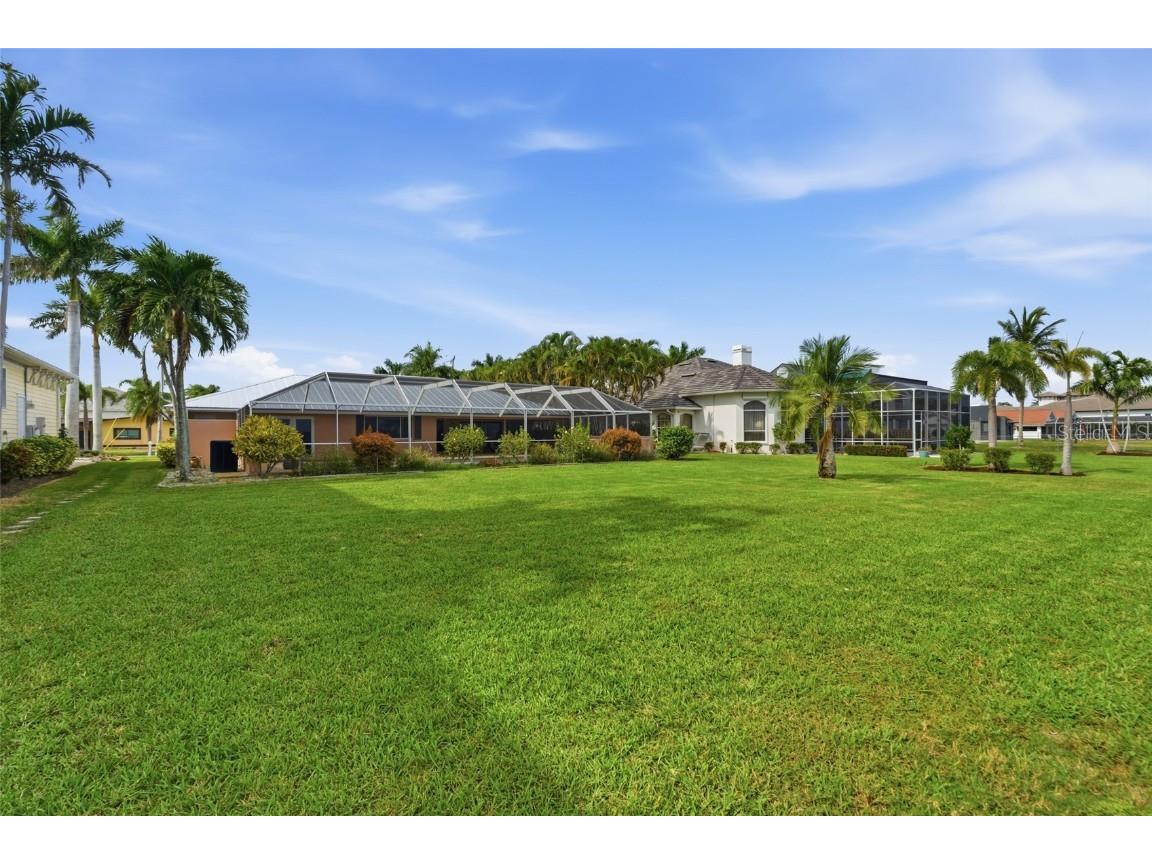 3527 SE 22nd Place Cape Coral FL 33904 - CALOOSAHATCHEE RIVER TB8447641 image31