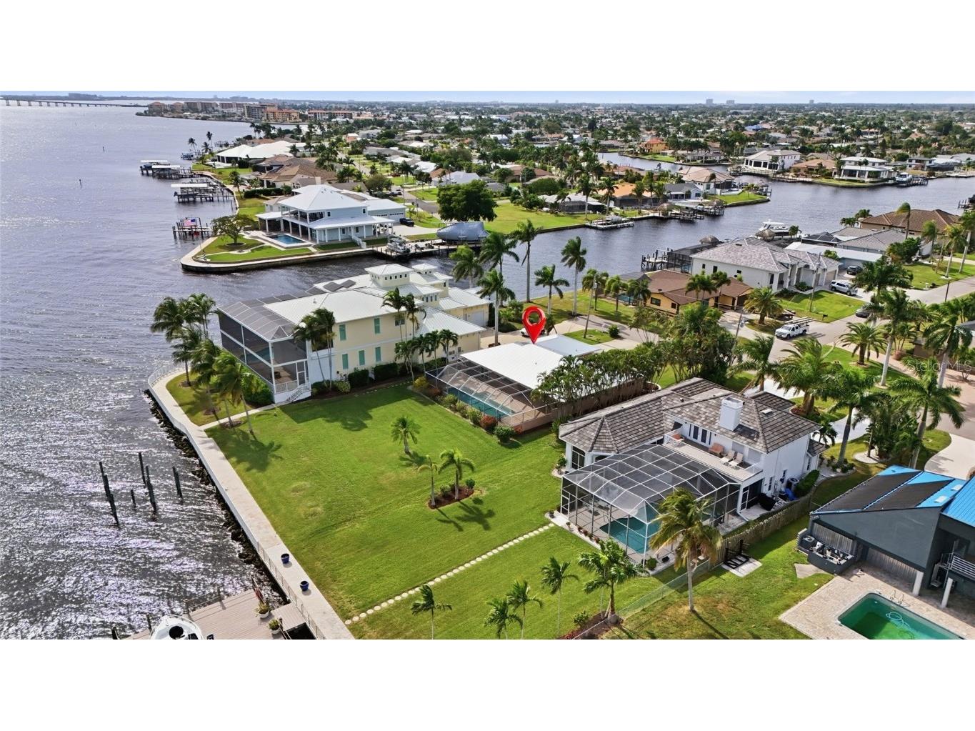 3527 SE 22nd Place Cape Coral FL 33904 - CALOOSAHATCHEE RIVER TB8447641 image4