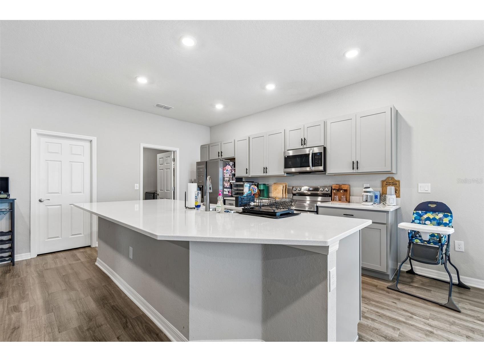 35271 Crescent Creek Drive Zephyrhills FL 33541 TB8518928 image13