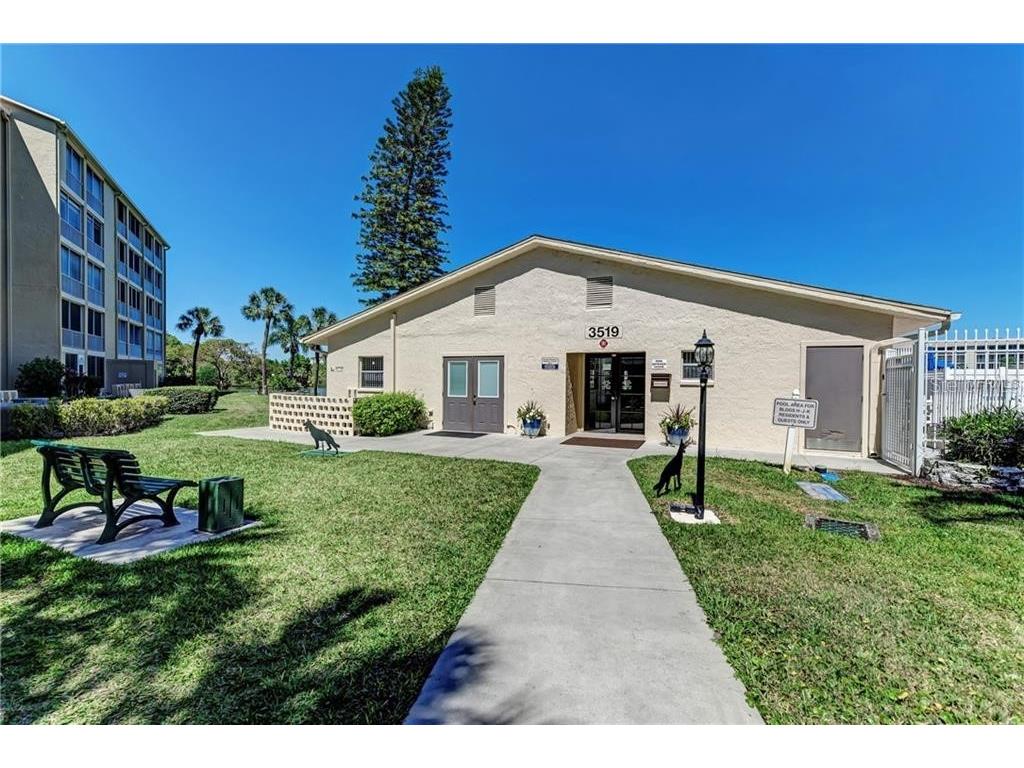 3528 Lake Bayshore Drive #K-115 Bradenton FL 34205 A4639652 image31