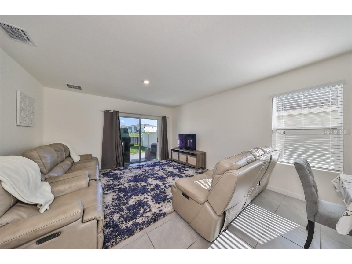 3528 Maple Grove Way Plant City FL 33565 TB8432578 image10