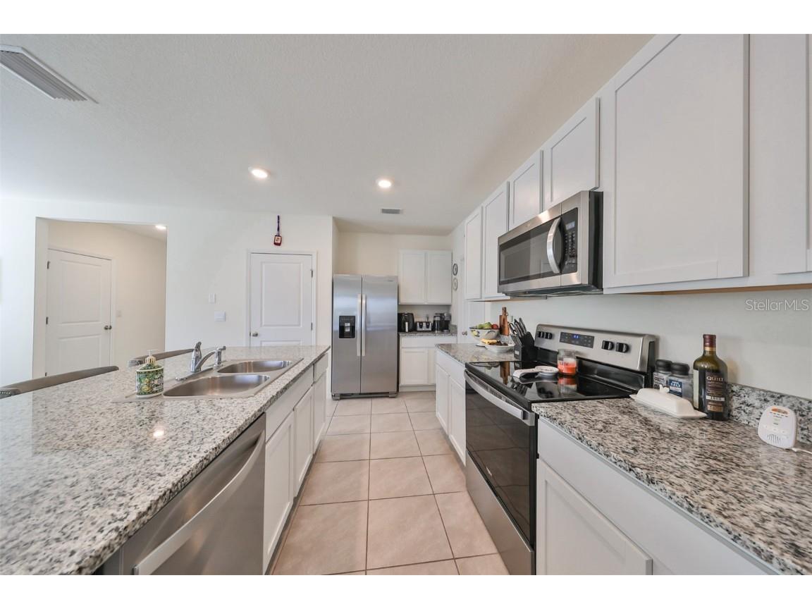 3528 Maple Grove Way Plant City FL 33565 TB8432578 image18