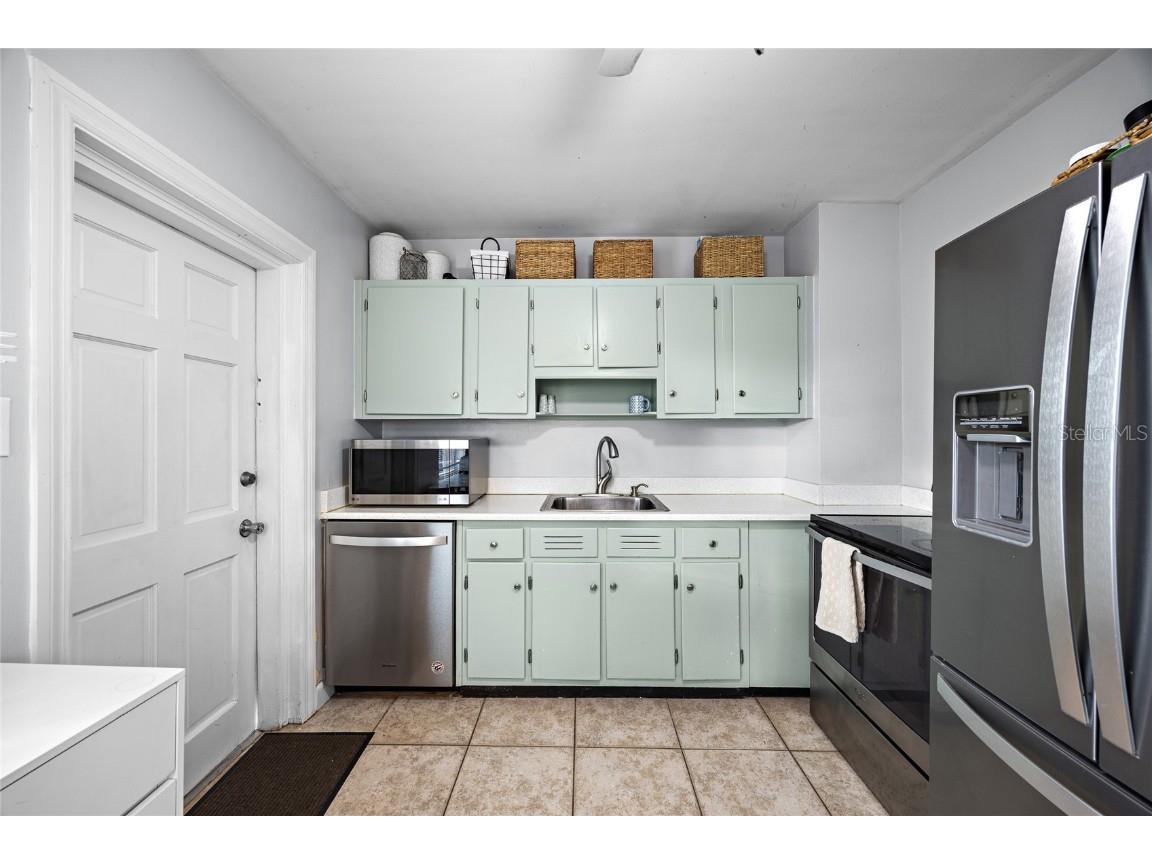 3528 W Mcelroy Avenue Tampa FL 33611 TB8439791 image10