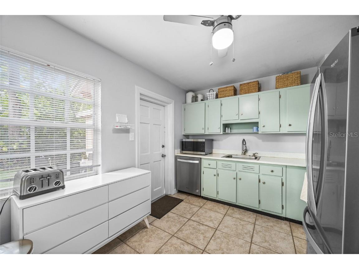 3528 W Mcelroy Avenue Tampa FL 33611 TB8439791 image3