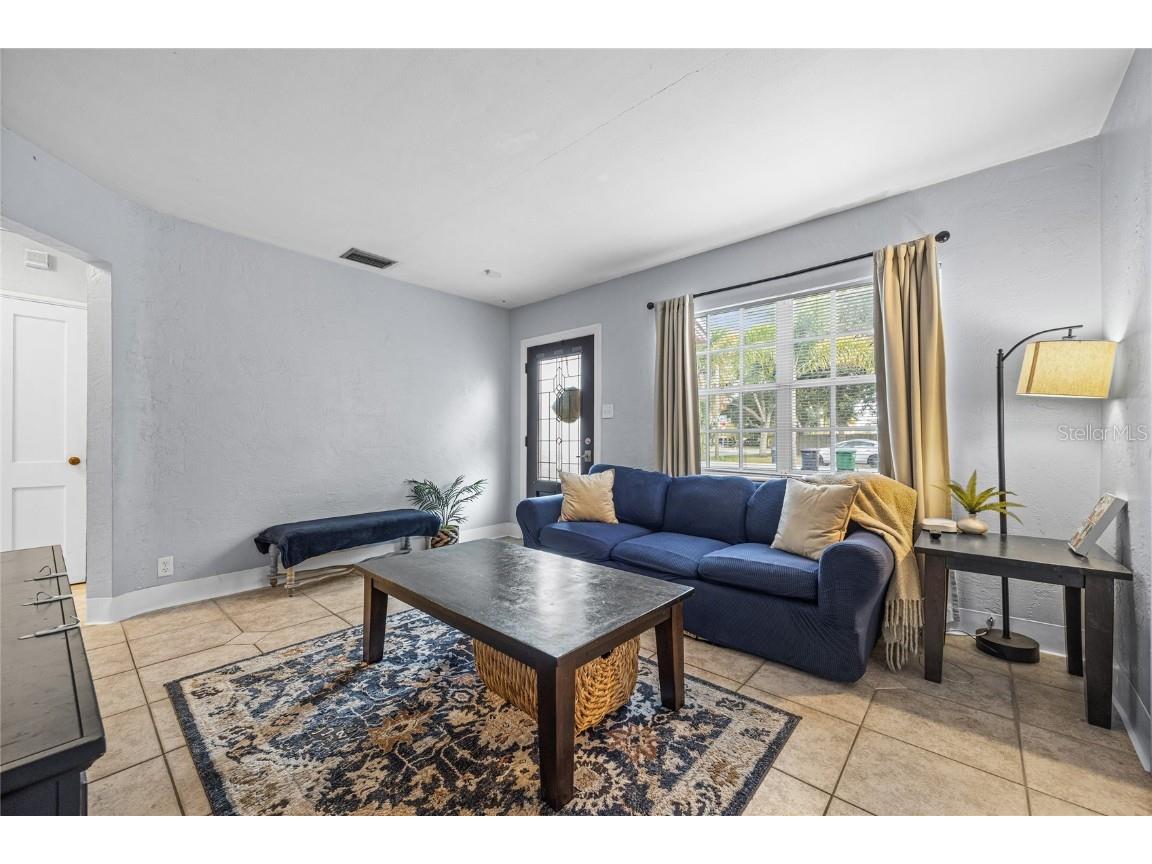 3528 W Mcelroy Avenue Tampa FL 33611 TB8439791 image6