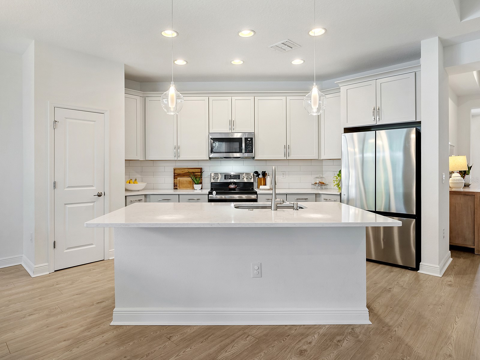 3529 Secluded Court Sarasota FL 34240 A4681285 image4