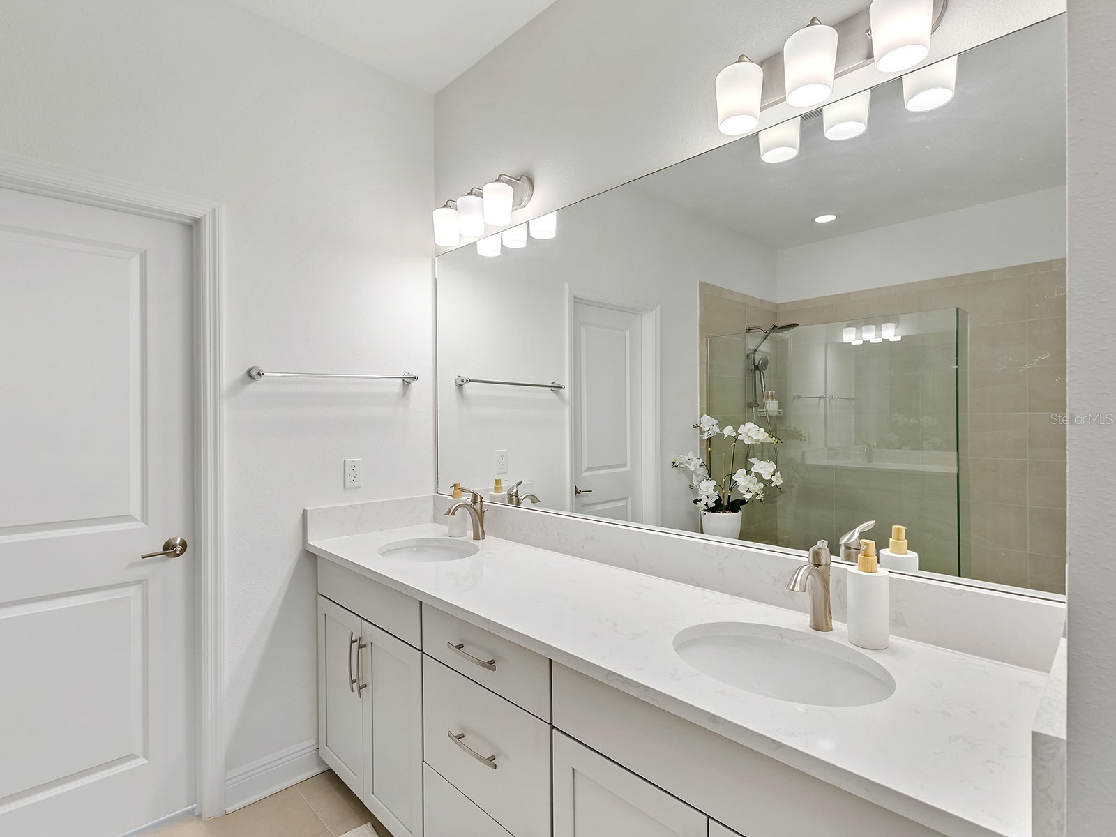 3529 Secluded Court Sarasota FL 34240 A4681285 image6