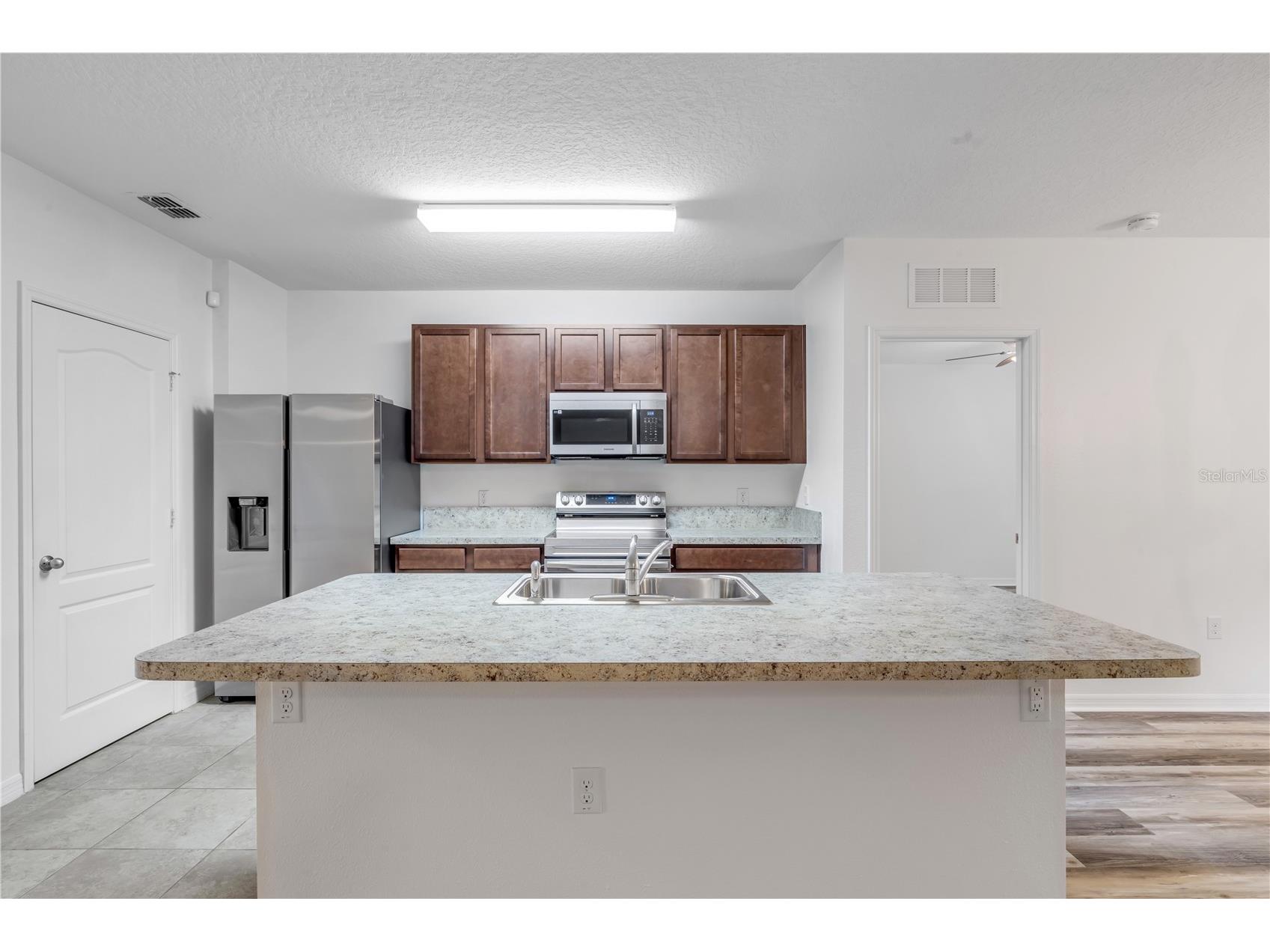 353 Admiralty Court Edgewater FL 32141 NS1087497 image18