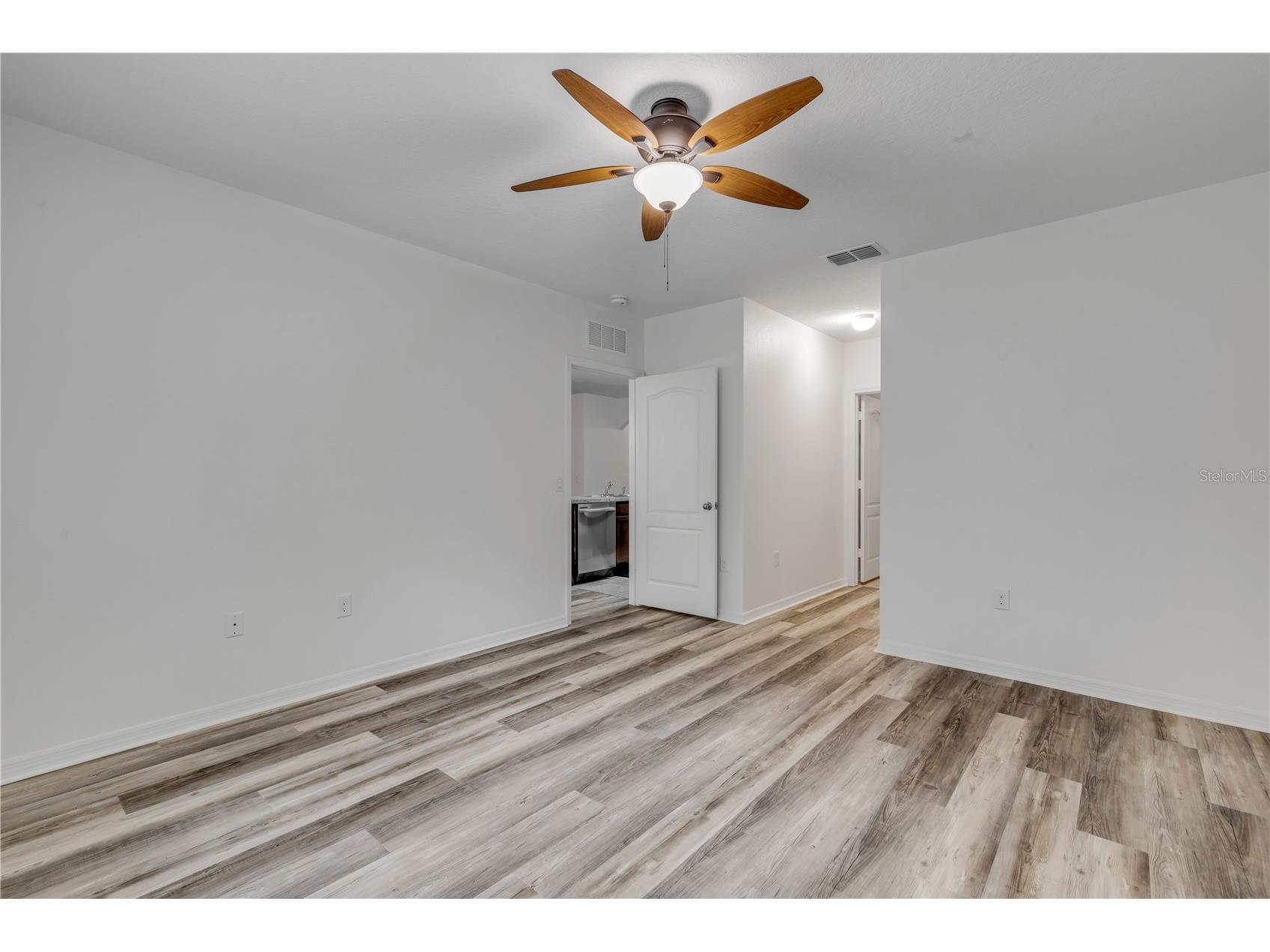 353 Admiralty Court Edgewater FL 32141 NS1087497 image22