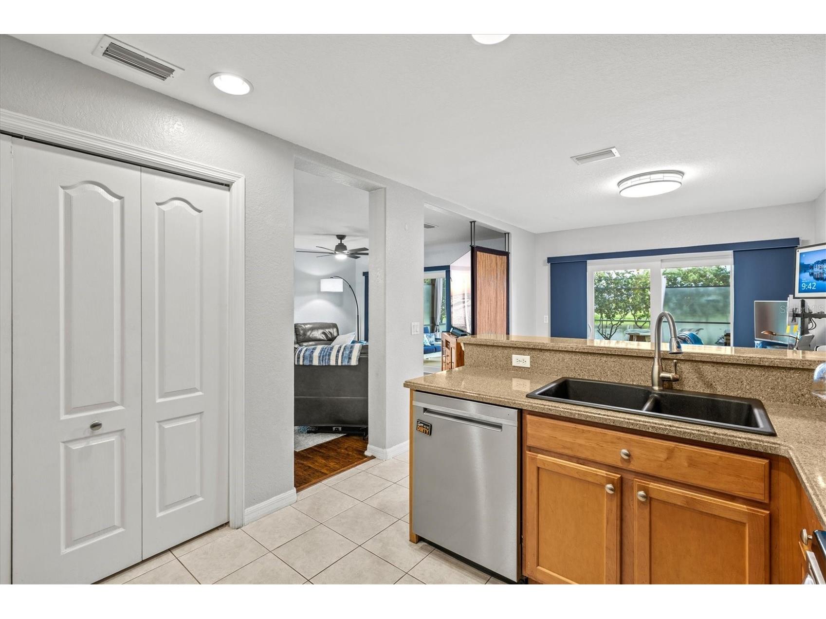 353 Beacon Harbour Loop Bradenton FL 34212 A4693733 image23