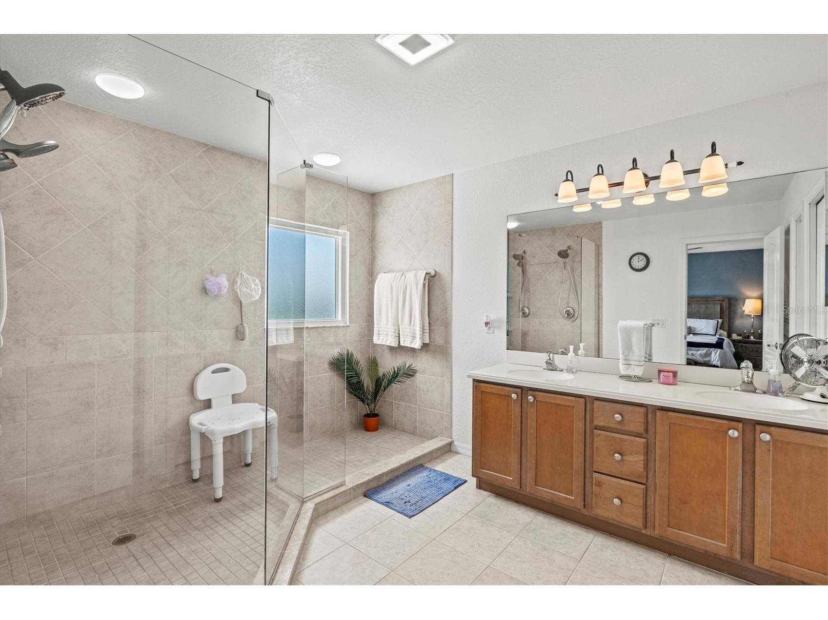 353 Beacon Harbour Loop Bradenton FL 34212 A4693733 image36