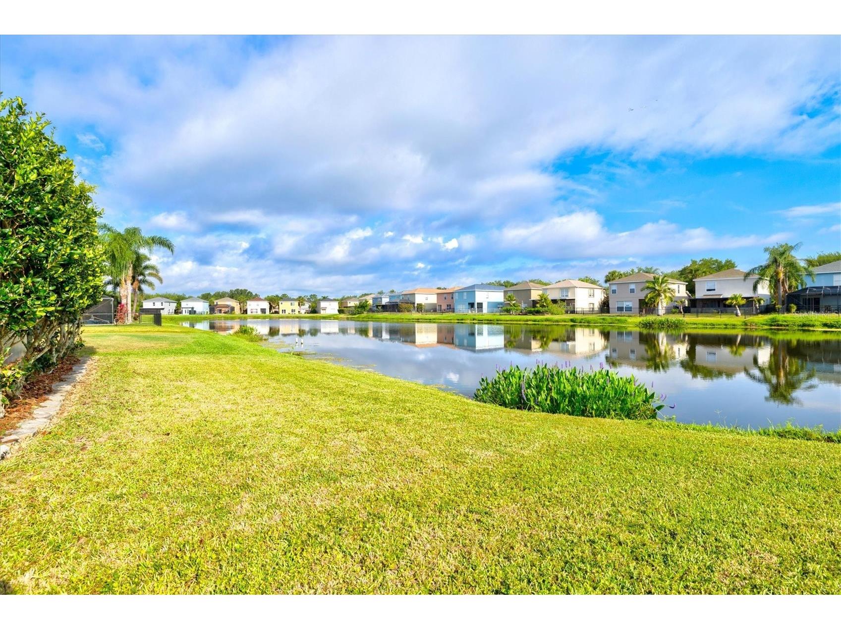 353 Beacon Harbour Loop Bradenton FL 34212 A4693733 image61