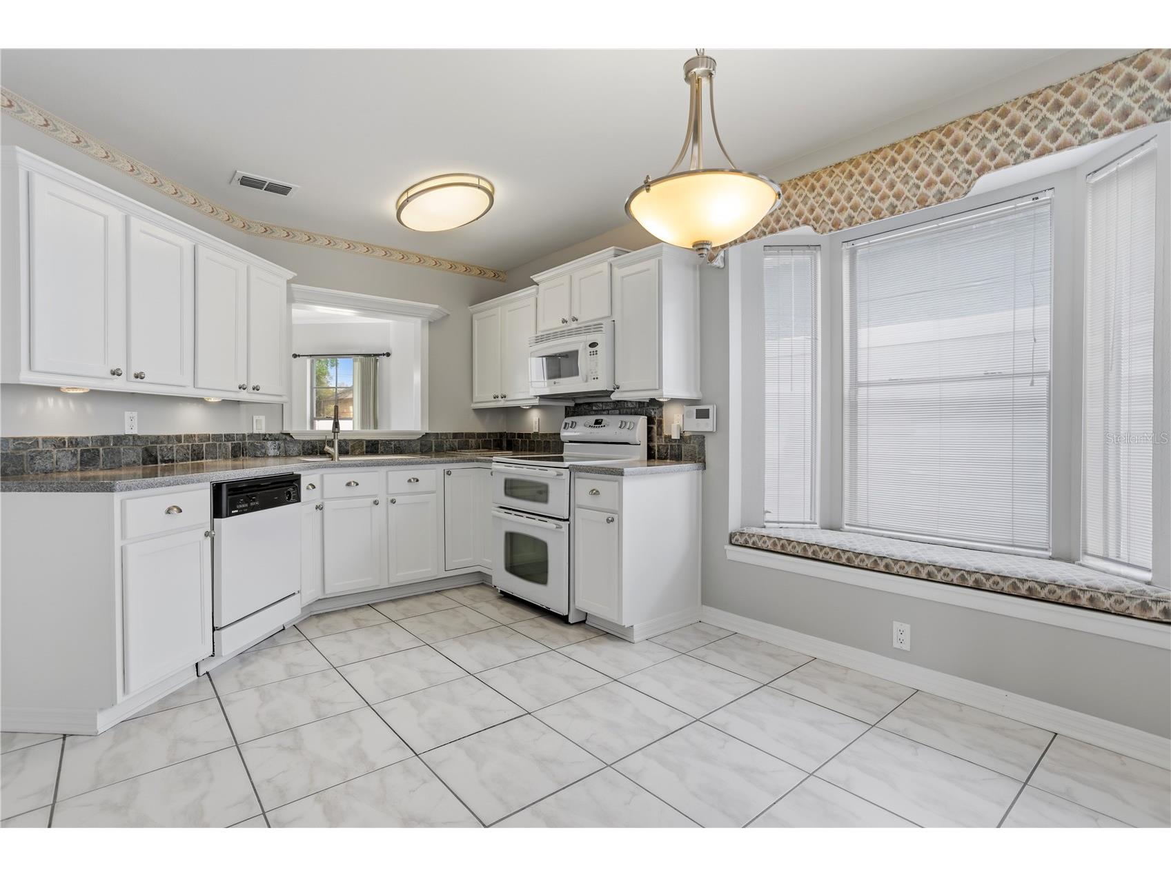 353 Lakebreeze Circle Lake Mary FL 32746 O6399208 image20