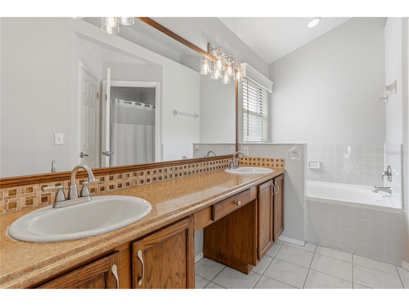 353 Lakebreeze Circle Lake Mary FL 32746 O6399208 image32