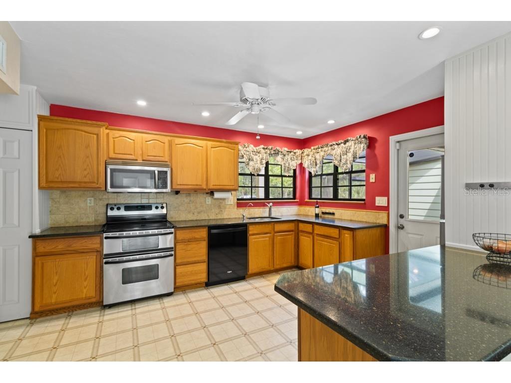 353 NW 3 Avenue Micanopy FL 32667 GC535143 image25