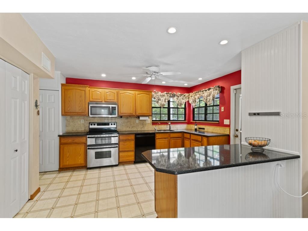 353 NW 3 Avenue Micanopy FL 32667 GC535143 image26