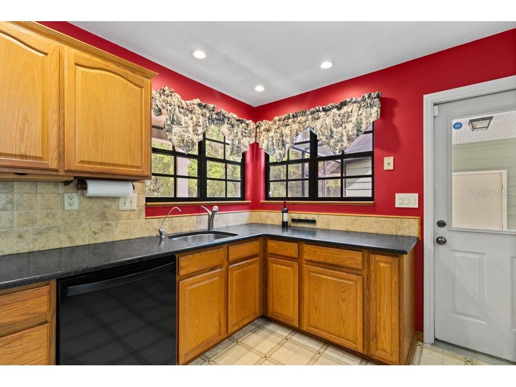 353 NW 3 Avenue Micanopy FL 32667 GC535143 image29