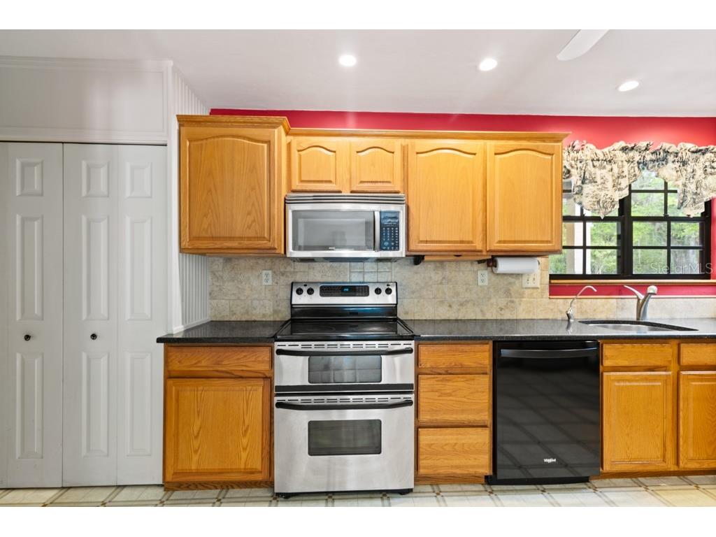 353 NW 3 Avenue Micanopy FL 32667 GC535143 image31