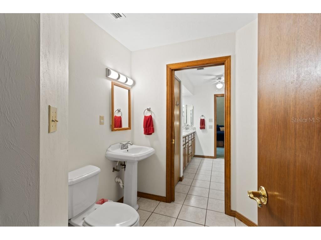 353 NW 3 Avenue Micanopy FL 32667 GC535143 image35