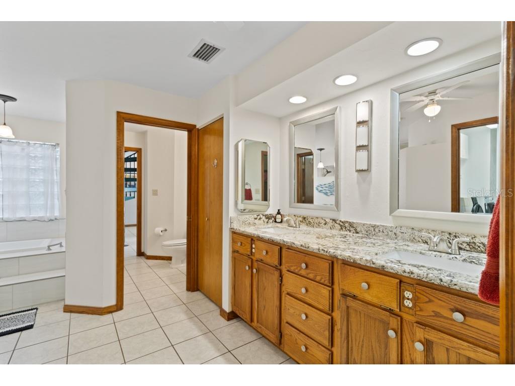 353 NW 3 Avenue Micanopy FL 32667 GC535143 image43