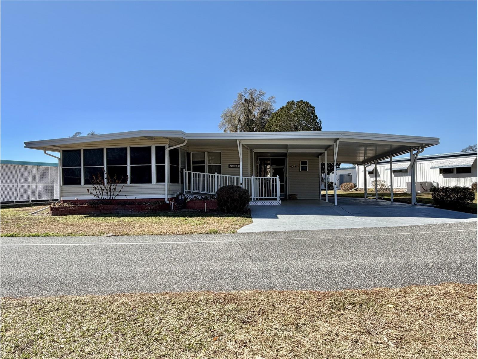 353 Palo Verde Drive Leesburg FL 34748 G5108703 image1