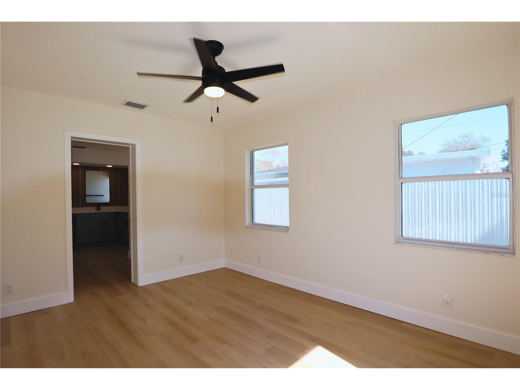 3530 25th Avenue N Saint Petersburg FL 33713 TB8458007 image13