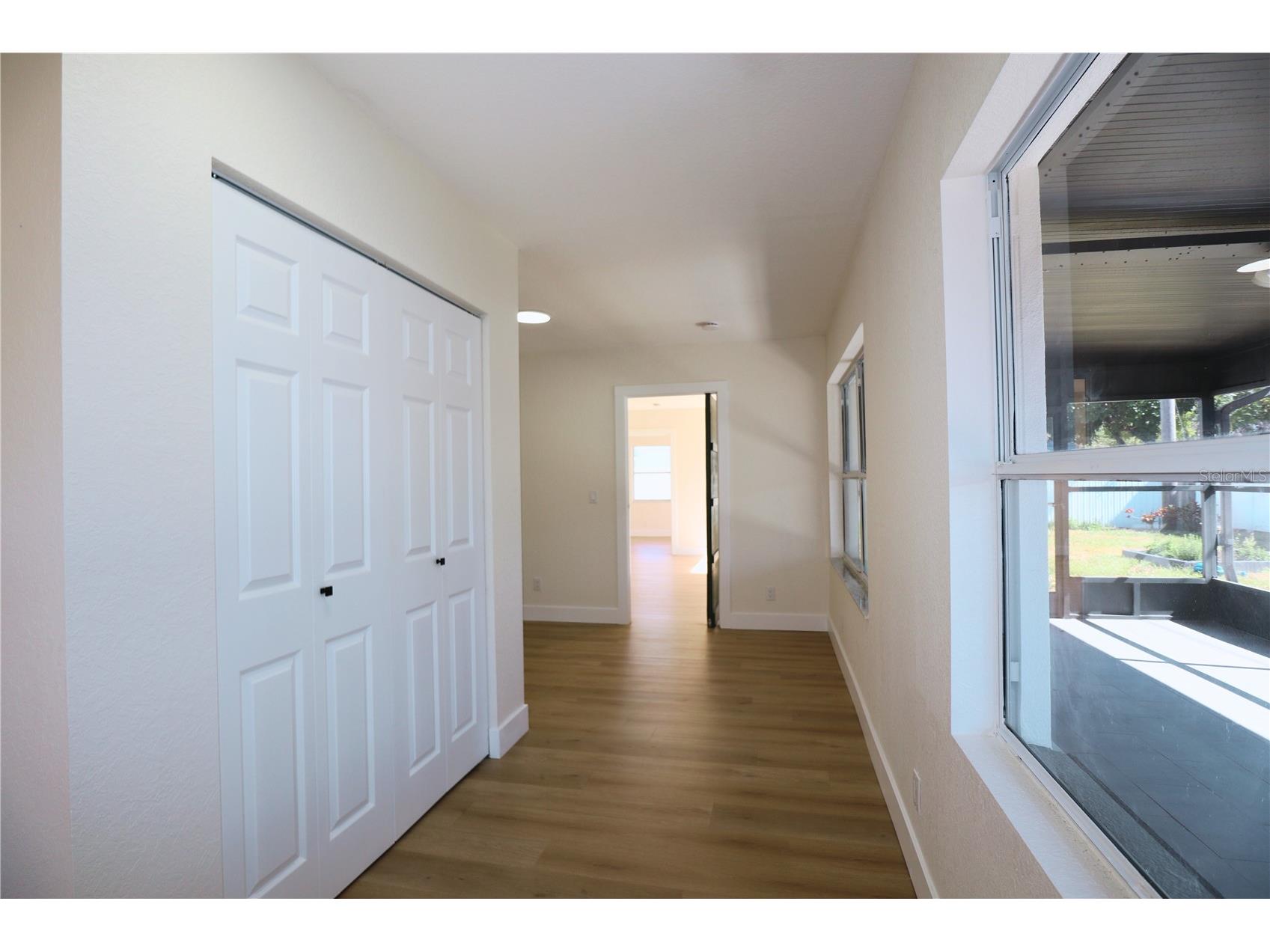 3530 25th Avenue N Saint Petersburg FL 33713 TB8458007 image27