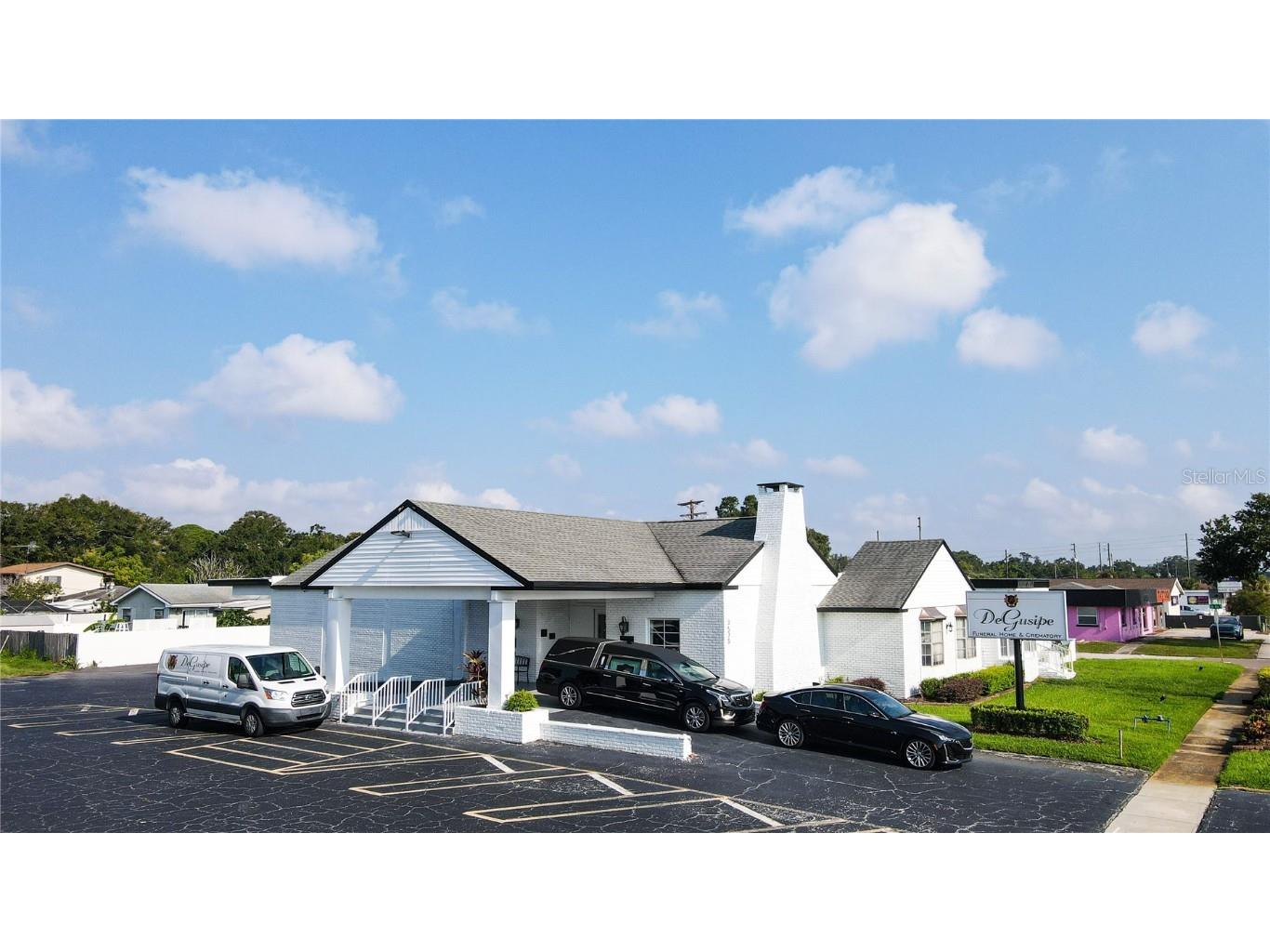 3530 49th Street N Saint Petersburg FL 33710 TB8451869 image1