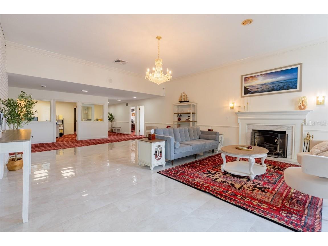 3530 49th Street N Saint Petersburg FL 33710 TB8451869 image2