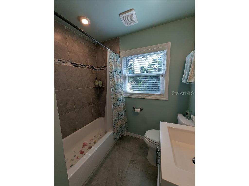 3530 8th Avenue N Saint Petersburg FL 33713 TB8448811 image21