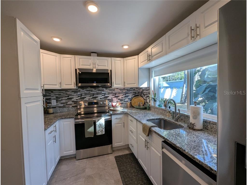 3530 8th Avenue N Saint Petersburg FL 33713 TB8448811 image7