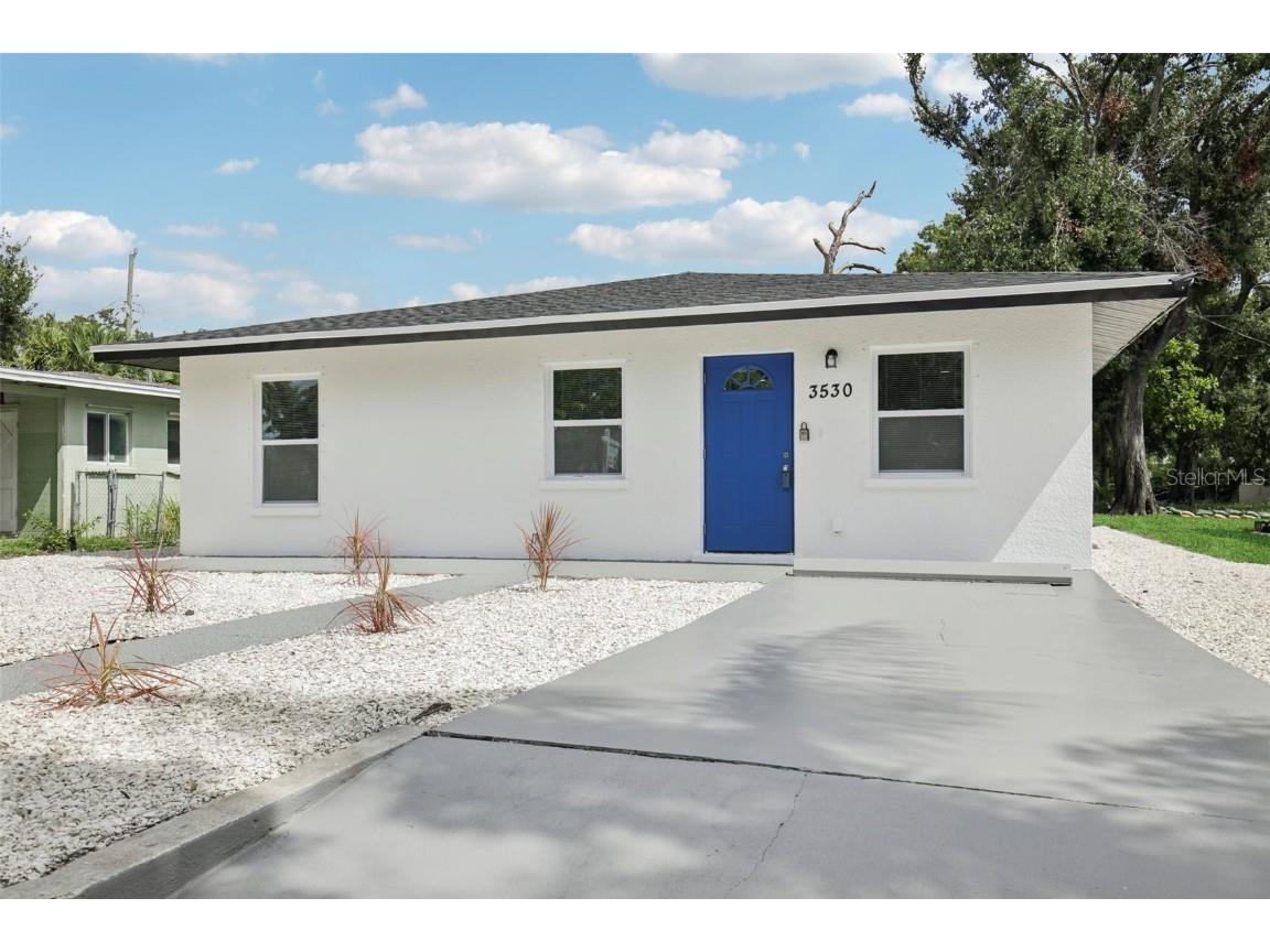3530 Goodrich Avenue Sarasota FL 34234 A4667097 image2