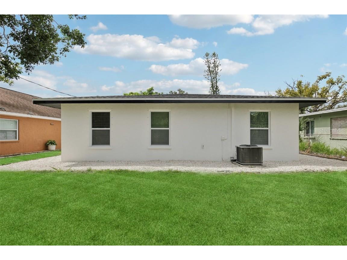 3530 Goodrich Avenue Sarasota FL 34234 A4667097 image26