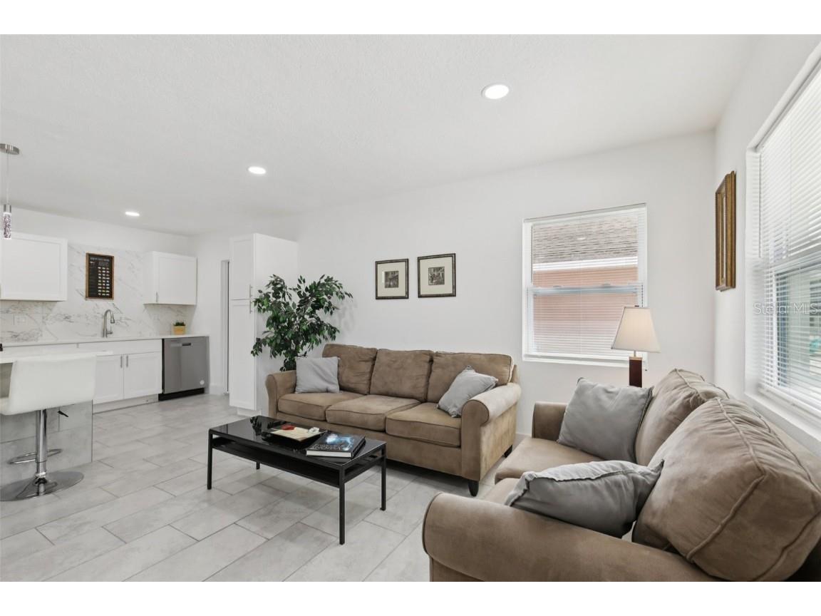 3530 Goodrich Avenue Sarasota FL 34234 A4667097 image4