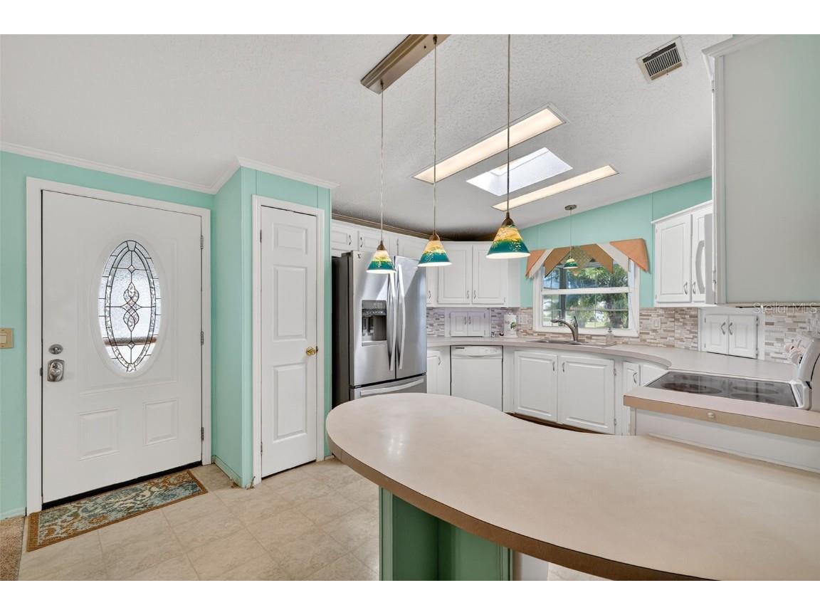 3530 Manatee Road Tavares FL 32778 G5103270 image4