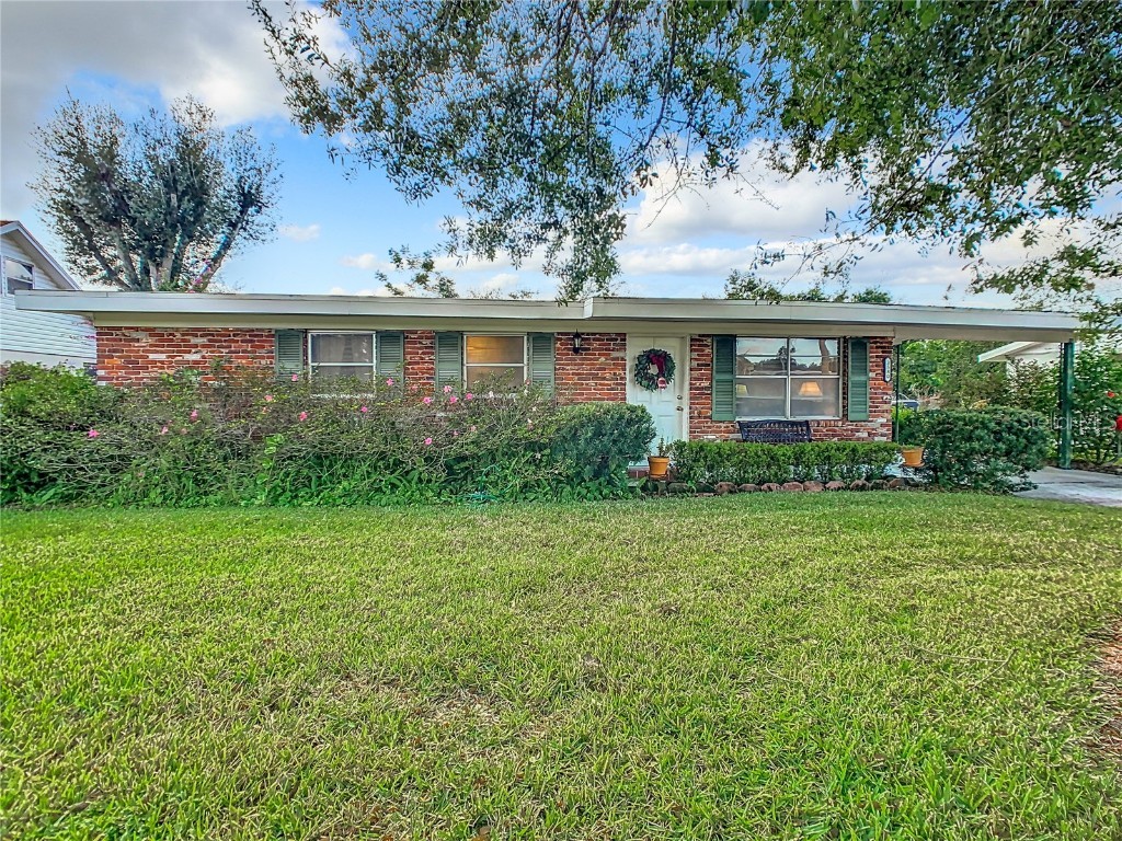 3530 Westwood Avenue Winter Haven FL 33880 P4928621 image1