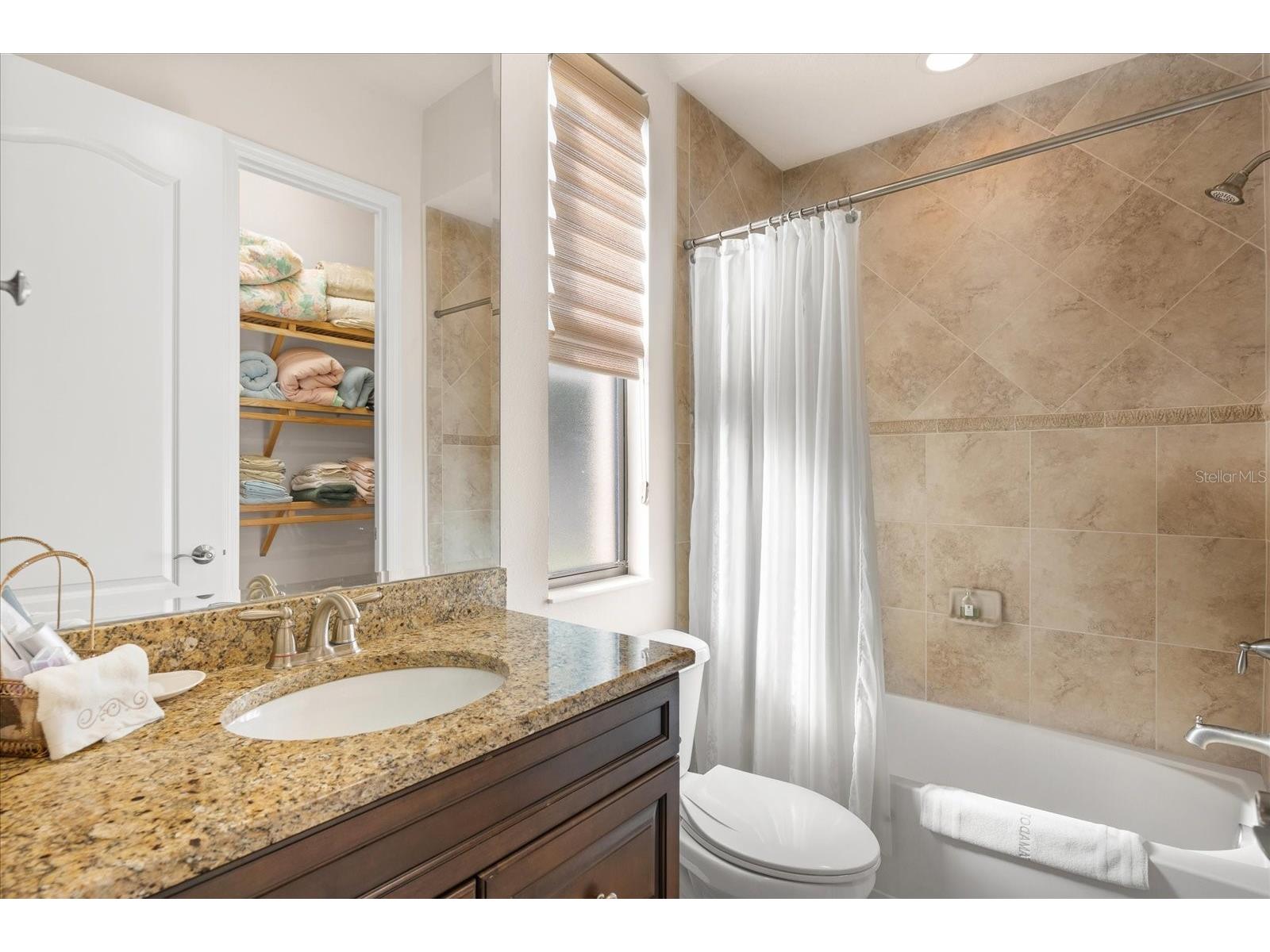 3531 Founders Club Drive Sarasota FL 34240 A4672261 image38