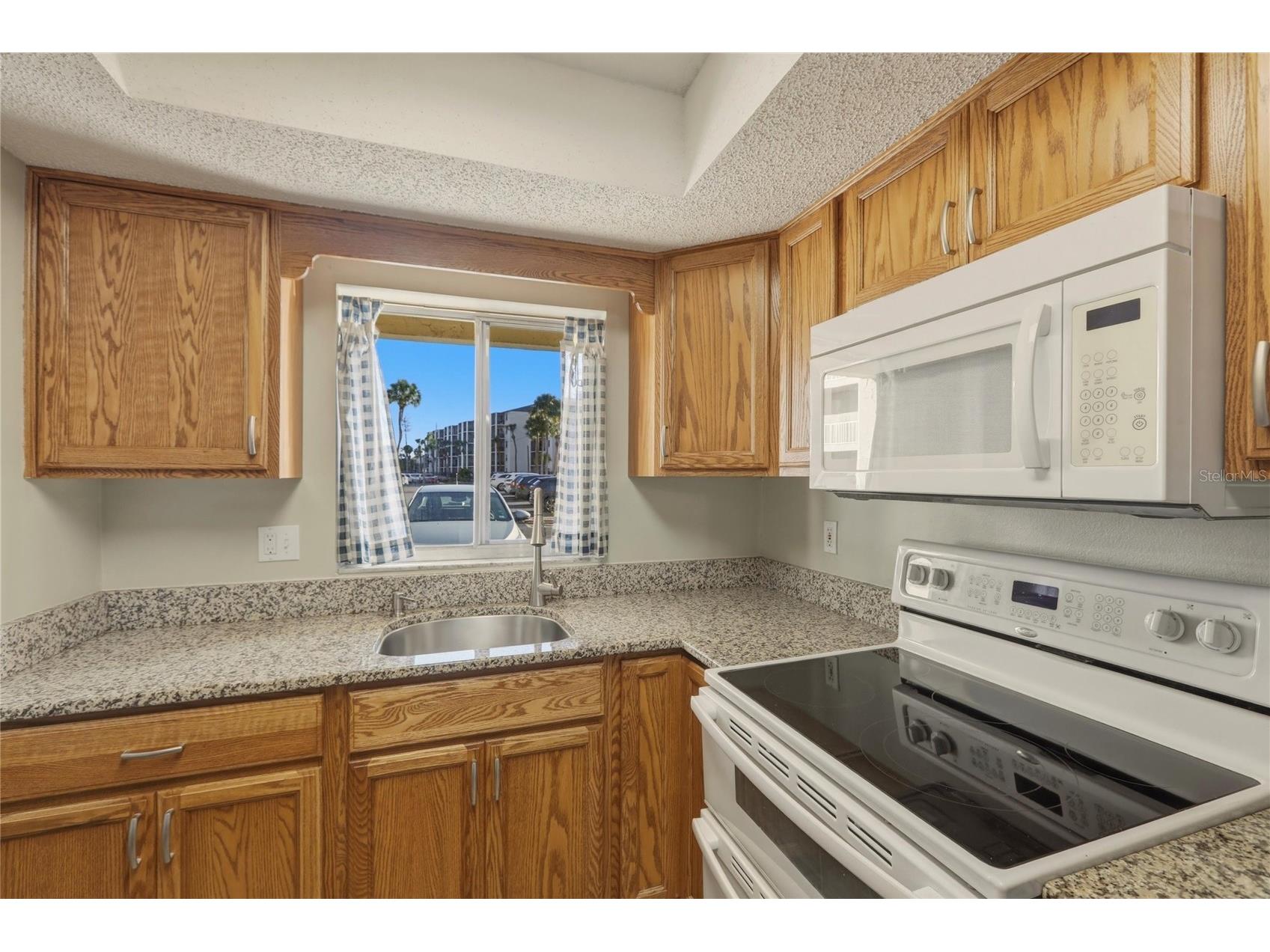 3531 Lake Bayshore Drive #J106 Bradenton FL 34205 A4672127 image16