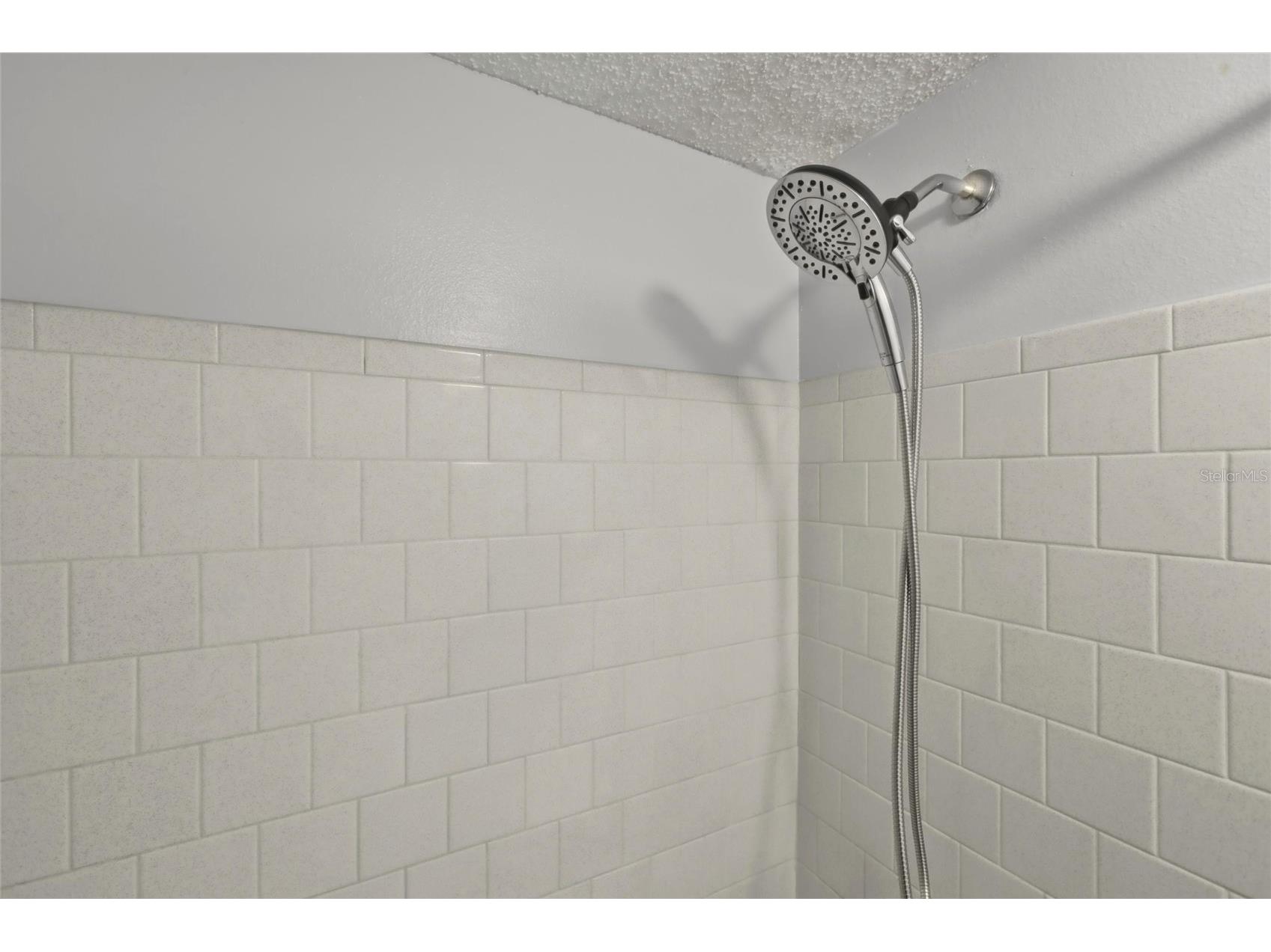 3531 Lake Bayshore Drive #J106 Bradenton FL 34205 A4672127 image23