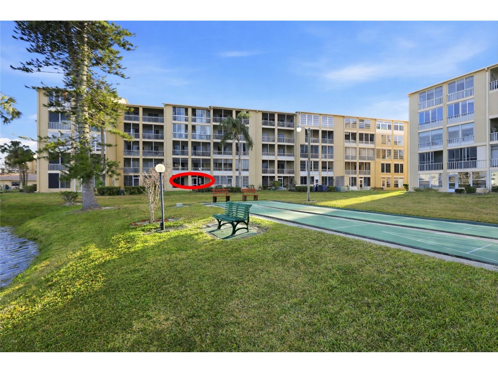 3531 Lake Bayshore Drive #J106 Bradenton FL 34205 A4672127 image39