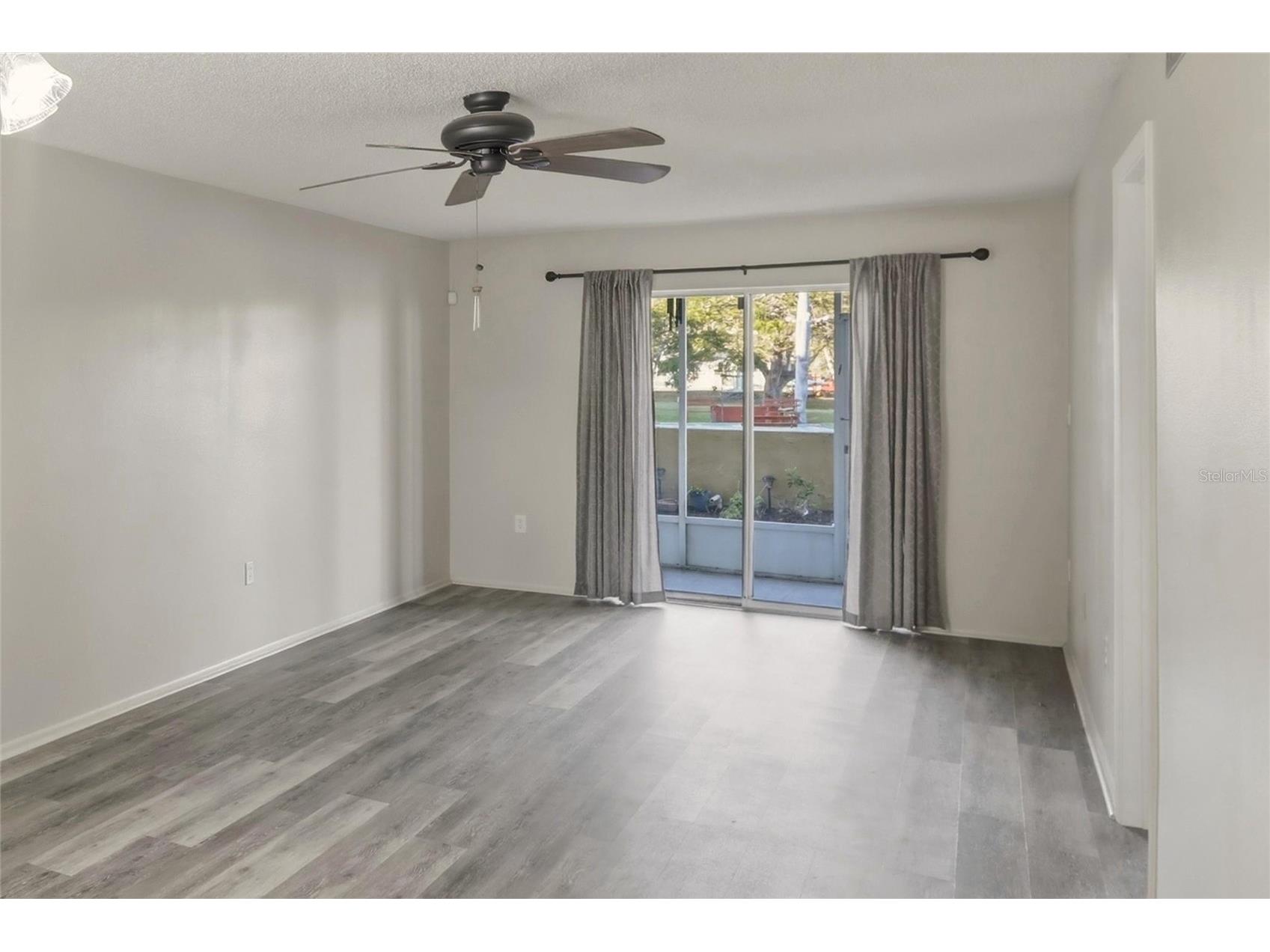 3531 Lake Bayshore Drive #J106 Bradenton FL 34205 A4672127 image7