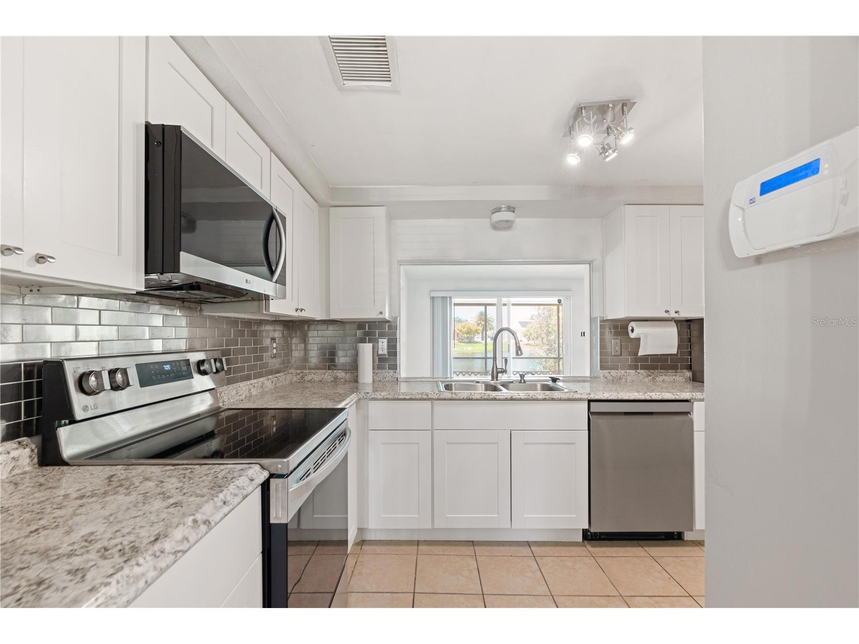 3531 Landale Drive Holiday FL 34691 TB8505708 image5