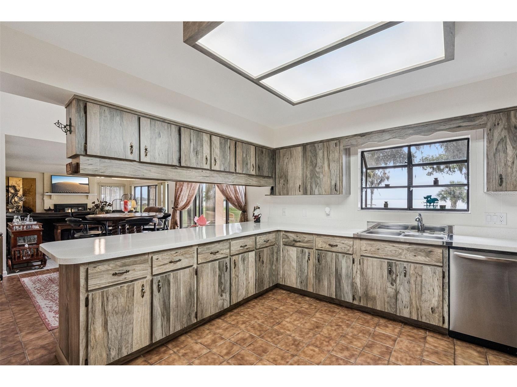 35312 W Griffin Drive Fruitland Park FL 34731 - LAKE GRIFFIN O6391104 image9