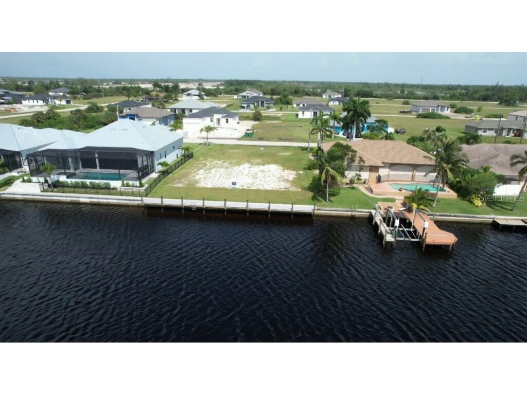 3532 NW 42nd Avenue Cape Coral FL 33993 - MEADOWVIEW LAKE C7496915 image3