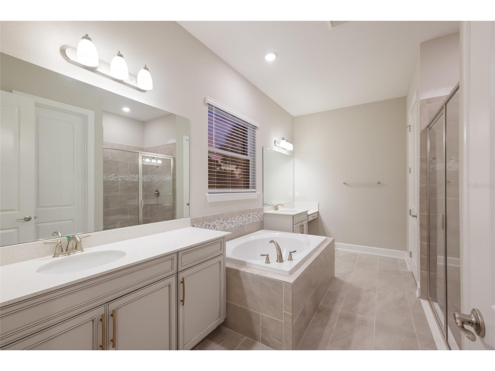 3533 Big Sky Way Lakewood Ranch FL 34211 A4697071 image17