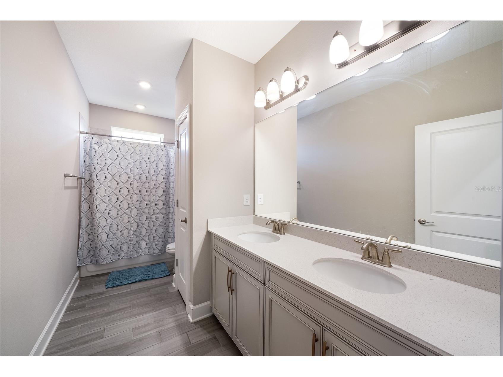 3533 Big Sky Way Lakewood Ranch FL 34211 A4697071 image57